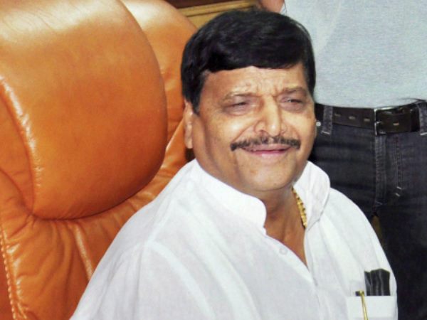 1. नजरअंदाज किए जाने का आरोप