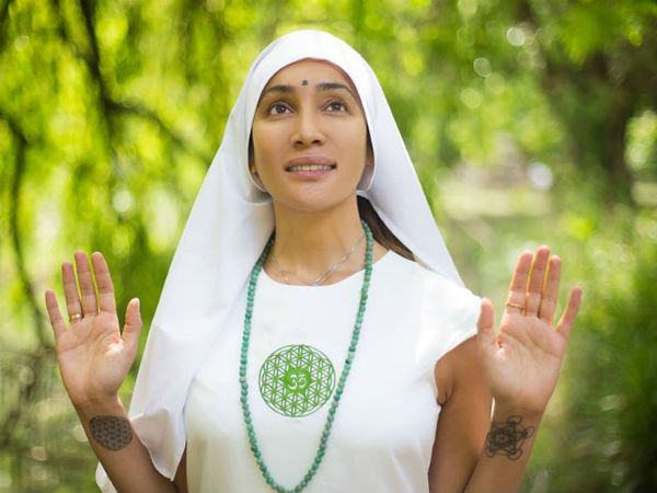 वो कांपने लगीं