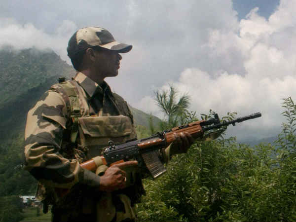 भारतीय सीमा पर घुसे पाकिस्तान के F-16 को मार गिराया