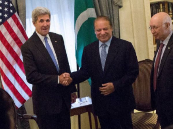 'Iss Indian Ko Nikalo': NDTV Journalist Asked Out Of Pakistan Briefing In New York 'Iss Indian Ko Nikalo': NDTV Journalist Asked Out Of Pakistan Briefing In New York