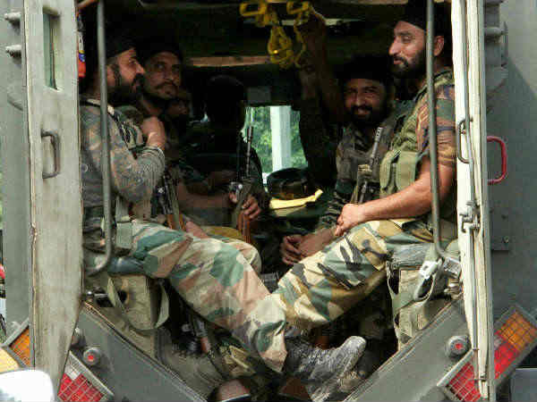 चाचा को बताया था कैसे हैं हालात