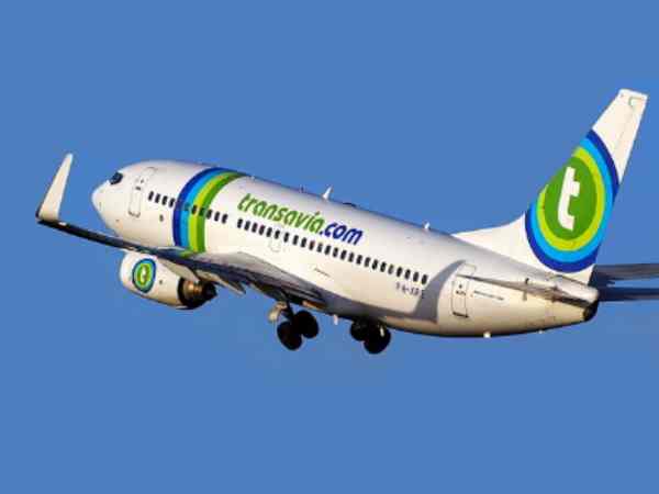 उड़ते विमान में संबंध बनाने का जिक्र