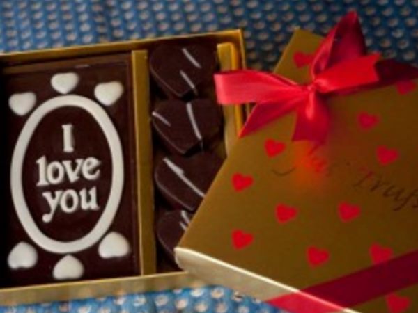 4- चॉकलेट बॉक्स