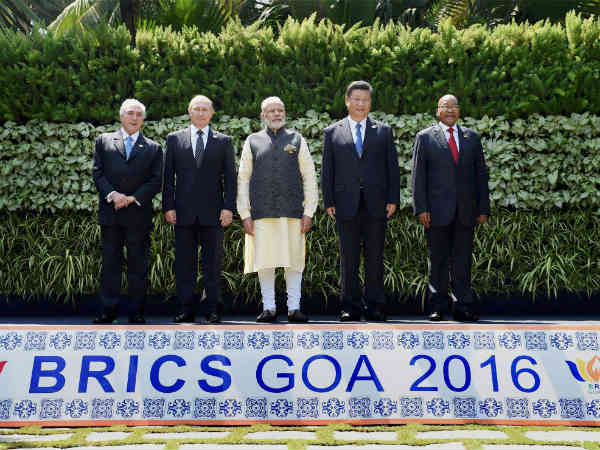 पाक को आतंकी देश के मसले पर खामोशी 