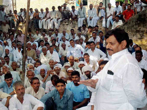 शिवपाल के फैसलों को बताया गलत शिवपाल के फैसलों को बताया गलत