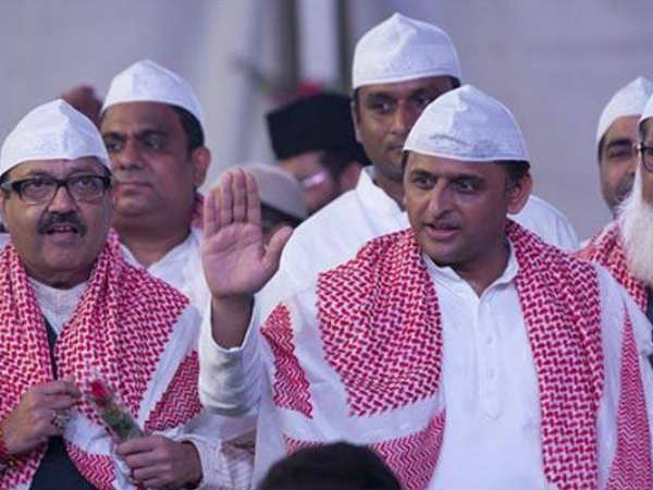 नफरत का अंकुर फूटा!