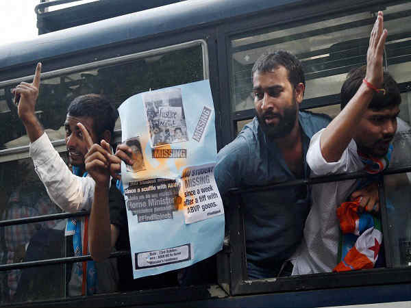 नजीब ने मांगी माफी