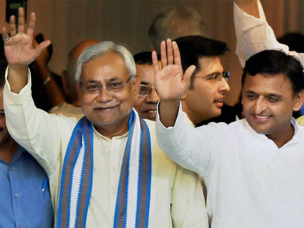 अखिलेश की ओर जदयू का झुकाव