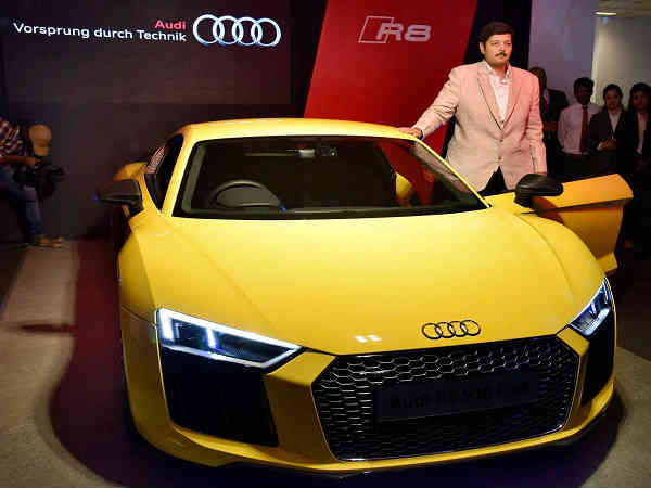 thane-mumbai-audi-r8