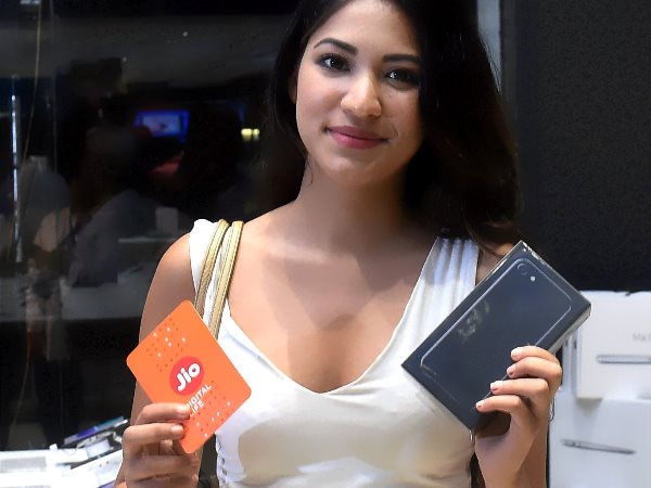iphone with jio
