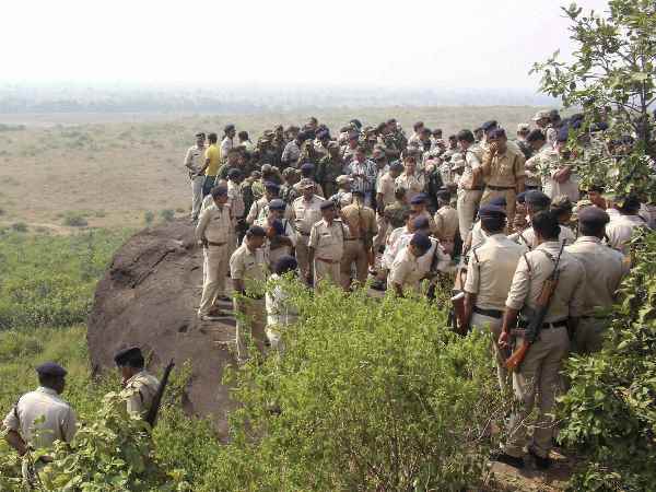 'सूचना के आधे घंटे बाद पहुंची पुलिस'