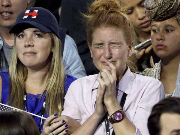 पुरुष वर्सेज महिला 