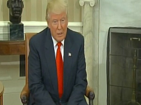 ट्रम्प बोले, ओबामा से जरूरी सलाह लेने से पीछे नहीं रहेंगे ट्रम्प बोले, ओबामा से जरूरी सलाह लेने से पीछे नहीं रहेंगे