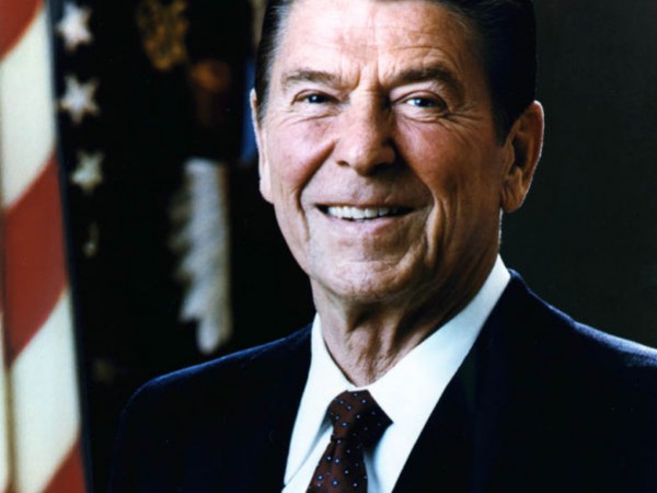 रीगन के हमले के बाद बदला माहौल 