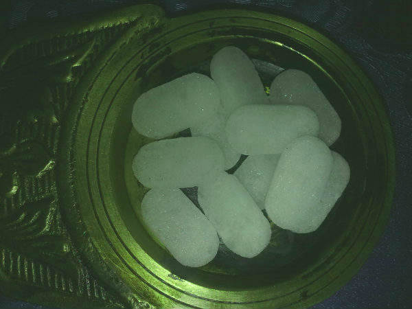  what is the relation between Camphor or Kapur/Kapoor and Hindu Puja 