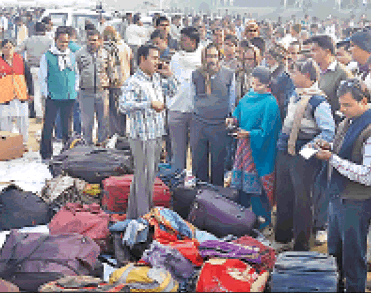 बाबुल भी रोए, बिटिया भी रोई 