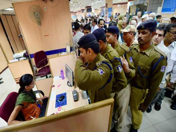 ज्यादा आय वालों का समर्थन भी ज्यादा