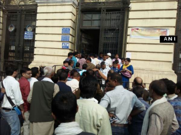 29, 30 मार्च और 1, 2 अप्रैल को बैंक रहेंगे बंद 29, 30 मार्च और 1, 2 अप्रैल को बैंक रहेंगे बंद