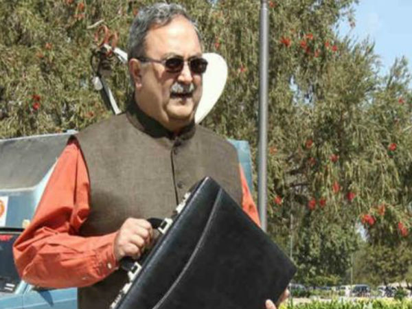 As Gujarat Energy & Petrochemicals Minister, Saurabh Patel joined family firm that invested in oil, gas blocks As Gujarat Energy & Petrochemicals Minister, Saurabh Patel joined family firm that invested in oil, gas blocks