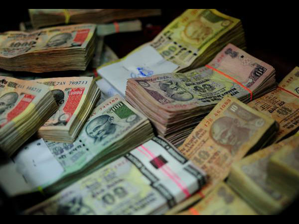 9350 करोड़ की किल्लत