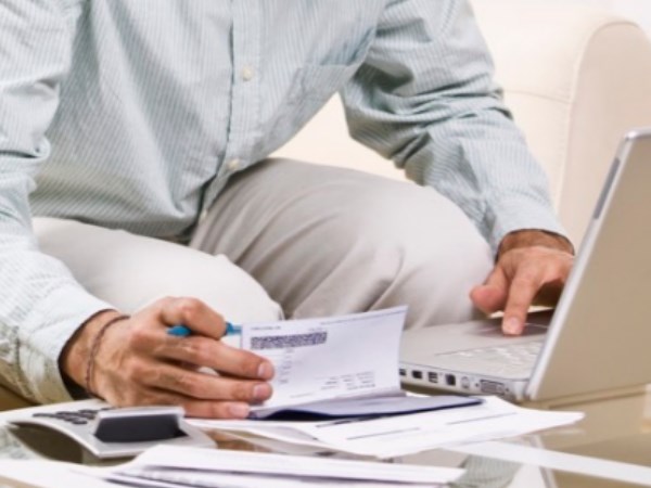 4. तकनीकी की कम समझ रखने वालों के लिए मुश्किल