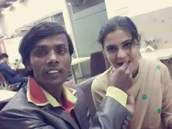 सातवीं फेल हैं अलोम