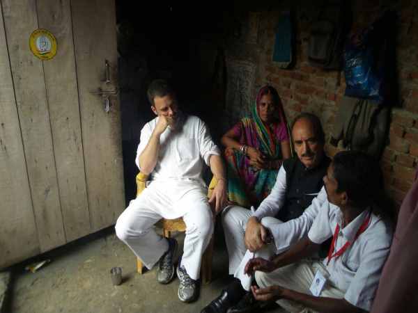 राहुल ने पूछा नहीं कि 'भईया, खाने का इंतजाम कहां से हुआ है?'