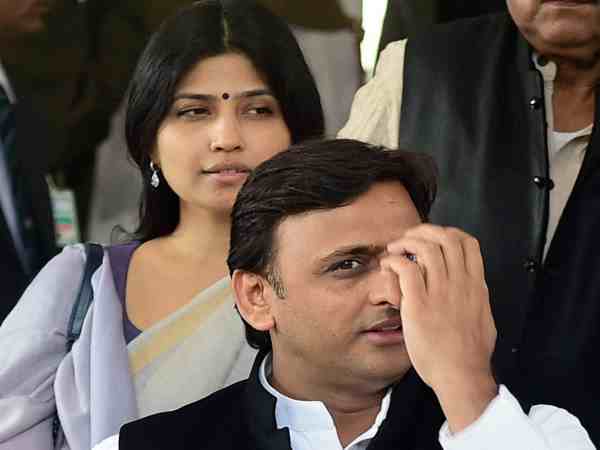 अखिलेश का राज और दलितों के खिलाफ फैसले