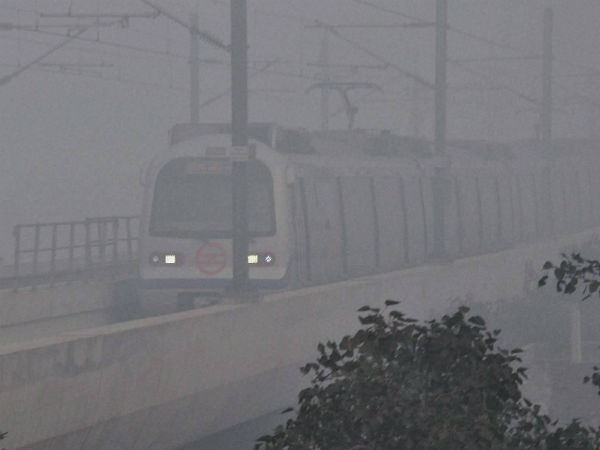 New Delhi:37 trains delayed, 06 rescheduled due to #fog New Delhi:37 trains delayed, 06 rescheduled due to #fog