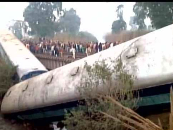 दिल्ली- हावड़ा रूट बंद दिल्ली- हावड़ा रूट बंद