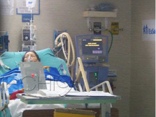 Jayalalithaa's ICU Pic goes viral on social media