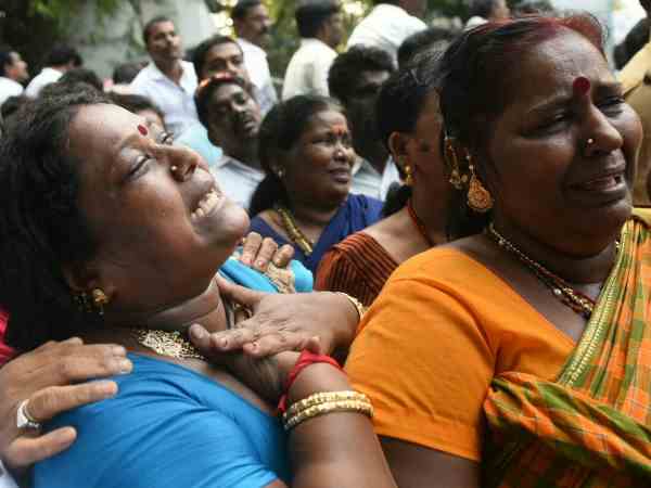 jayalalithaa supporter3