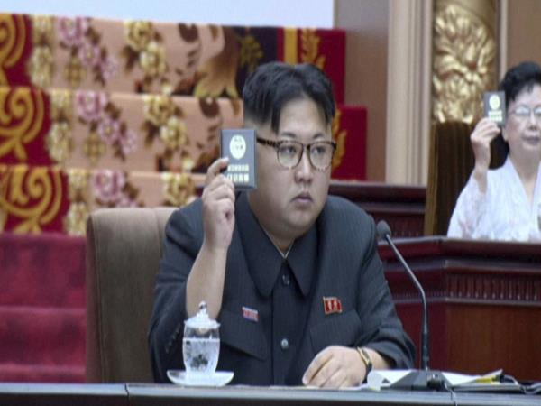 kim jong un- किम जोंग उन ने क्रिसमस मनाने पर लगाया प्रतिबंध, कहा- देश की जनता मेरी दादी का जन्मदिन मनाएं kim jong un- किम जोंग उन ने क्रिसमस मनाने पर लगाया प्रतिबंध, कहा- देश की जनता मेरी दादी का जन्मदिन मनाएं