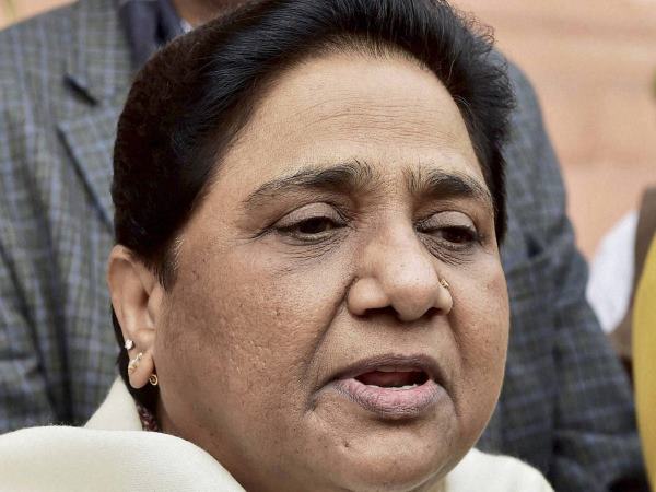mayawati-सपा-कांग्रेस के गठबंधन पर बोली माया- सब भाजपा के इशारे पर होगा mayawati-सपा-कांग्रेस के गठबंधन पर बोली माया- सब भाजपा के इशारे पर होगा
