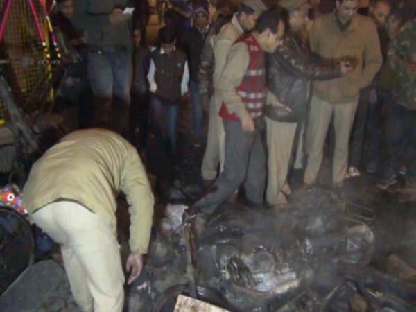 मेरठ में दबंगों ने युवक को मारी गोली, सुभाष नगर में तनाव बरकरार