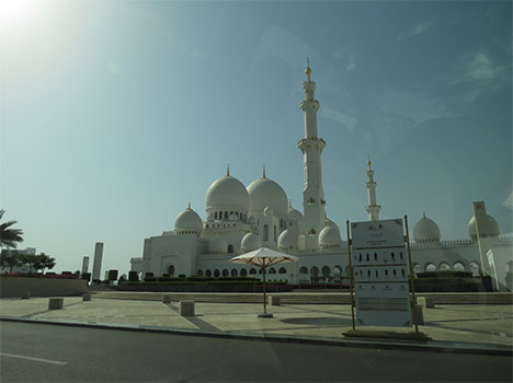 sheikh zayed grand mosque