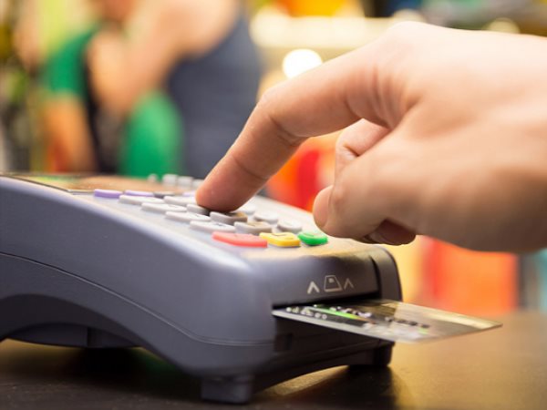 बैंक नहीं करेंगी खर्च को वहन