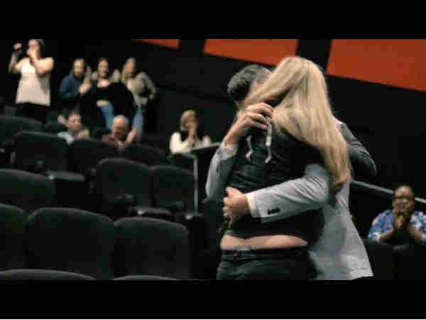 amazing way to propose girlfriend: romantic boyfriend propose girl with movie trailer amazing way to propose girlfriend: romantic boyfriend propose girl with movie trailer