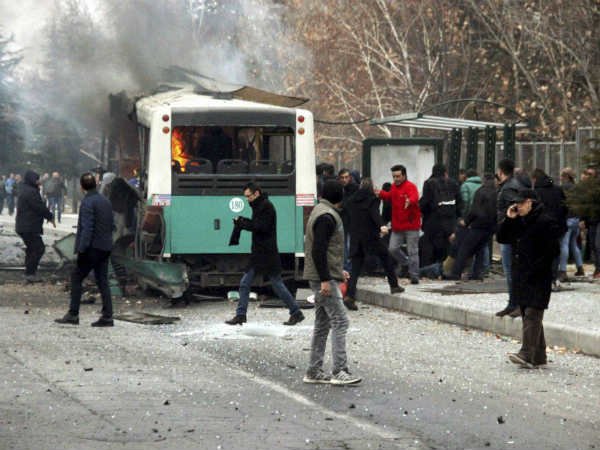 turkey-car-bomb-blast.jpg turkey-car-bomb-blast.jpg