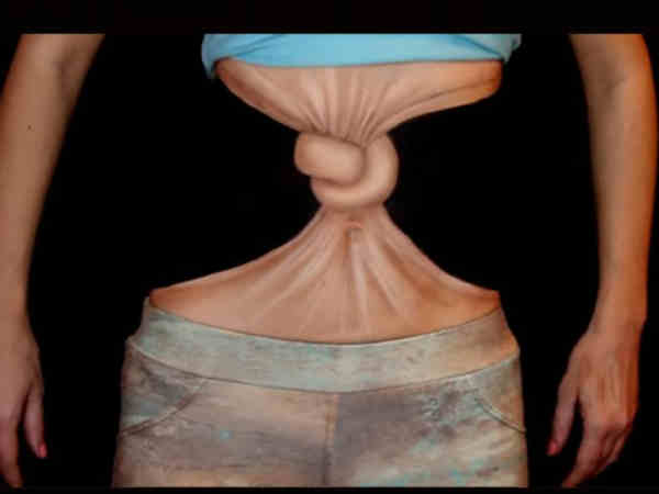 OMG! Girl knot her waist with amazing way, Watch this bizarre Video OMG! Girl knot her waist with amazing way, Watch this bizarre Video