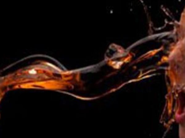 अभिनेत्री के चेहरे पर ब्वॉयफ्रेंड ने फेंका तेजाब, हमेशा के लिए गई आंखों की रोशनी!