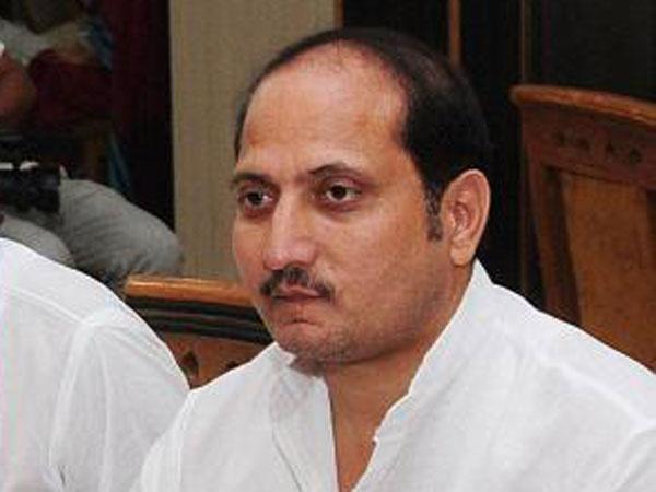 भाजपा एमएलए सुरेश राणा पर केस, कहा था जीतने पर लगेगा कर्फ्यू भाजपा एमएलए सुरेश राणा पर केस, कहा था जीतने पर लगेगा कर्फ्यू