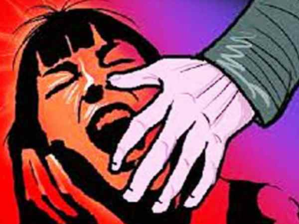 बाल अधिकार आयोग ने दर्ज कराई शिकायत बाल अधिकार आयोग ने दर्ज कराई शिकायत