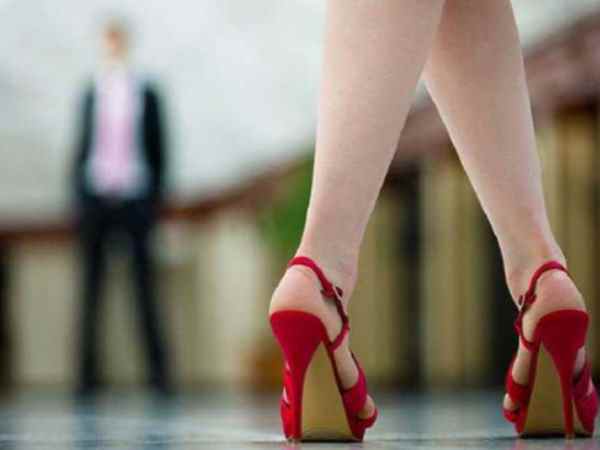 राज्य के गृहमंत्री के बेटे के नाम है गेस्ट हाउस राज्य के गृहमंत्री के बेटे के नाम है गेस्ट हाउस