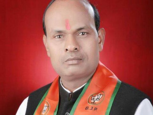 स्याना सीट- देवेन्द्र लोधी