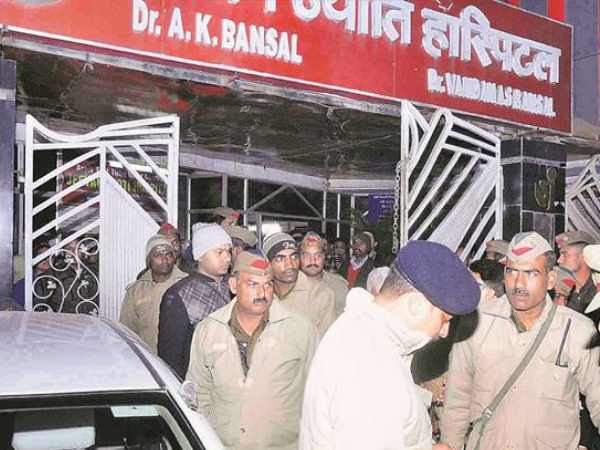 दर्जनों लोगों से की जा रही है हर दिन पूछताछ