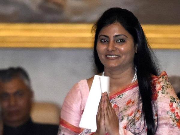 मिर्जापुर से सांसद अनुप्रिया पटेल मिर्जापुर से सांसद अनुप्रिया पटेल