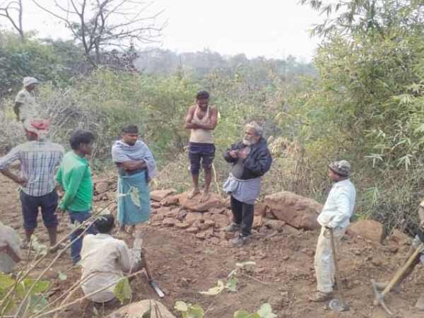 रास्ता न होने से नहीं होती थी बेटियों की शादी