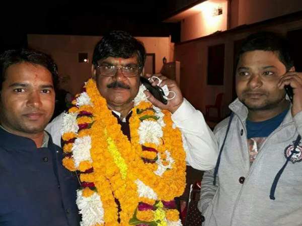 वाराणसी रोहनिया विधानसभा से सुरेंद्र नारायण