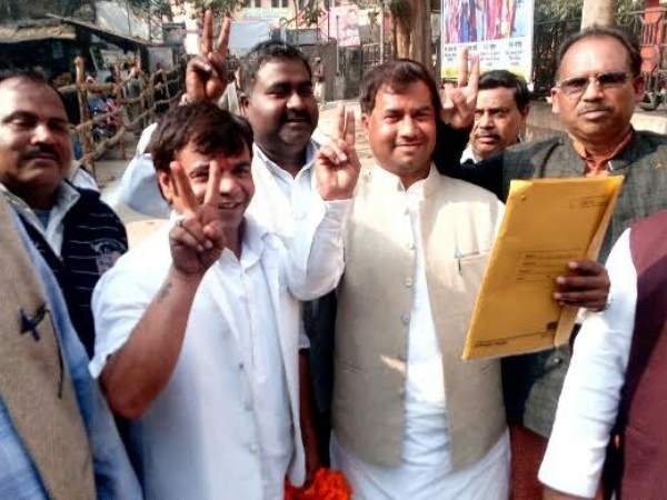 चुनाव लड़ने से पहले ही आए चर्चा में